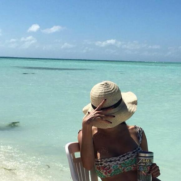 Meet your Posher, Sara - Picture 1 of 1